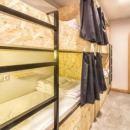 Hostel Egunon *